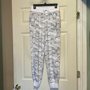 RBX Joggers Size Small White Gray Camouflage